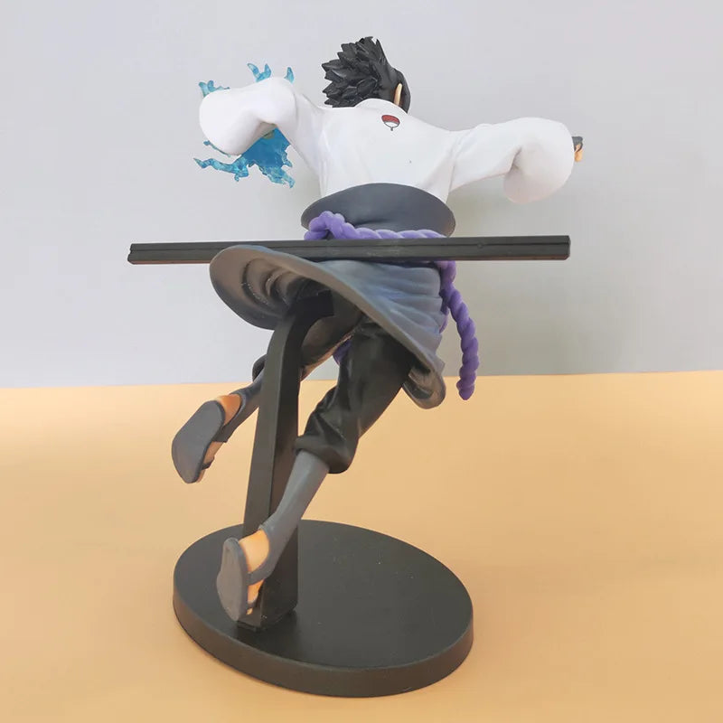 Sasuke Uchiha 20CM PVC
